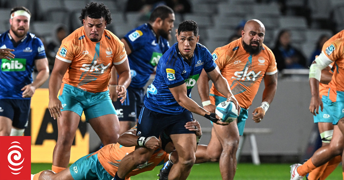 Blues claim fourth straight win by narrowest of margins to deny Moana Pasifika - Vimarsana News