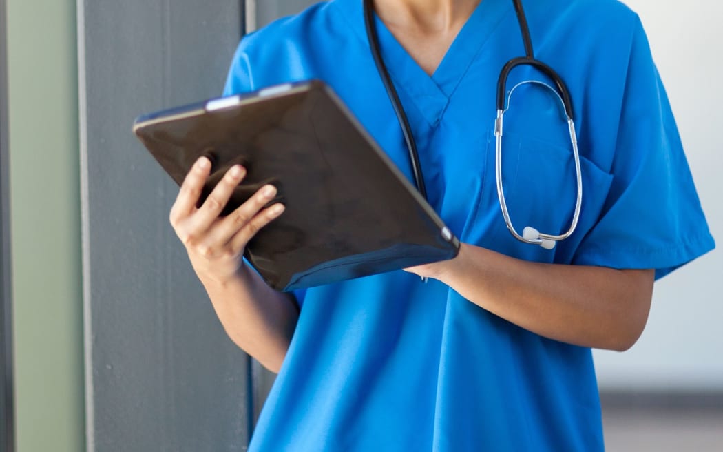 Health NZ decided against relocating nurses to aid under-pressure hospitals  | RNZ News