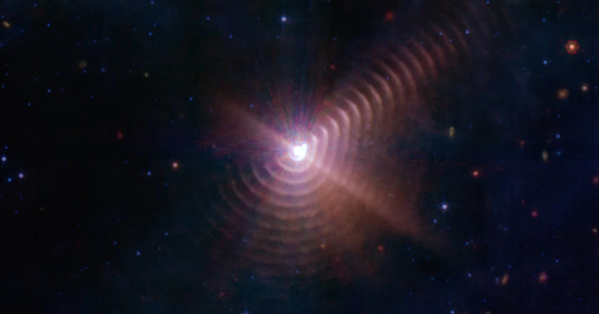 James Webb telescope solves dusty star mystery