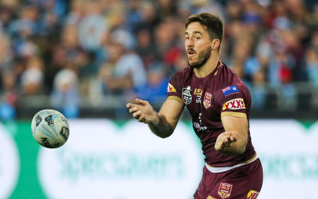 Ben Hunt passes during the State of Origin series.