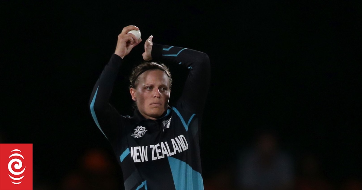 ‘Embarrassed’ White Ferns World Cup title aspirations take another hit