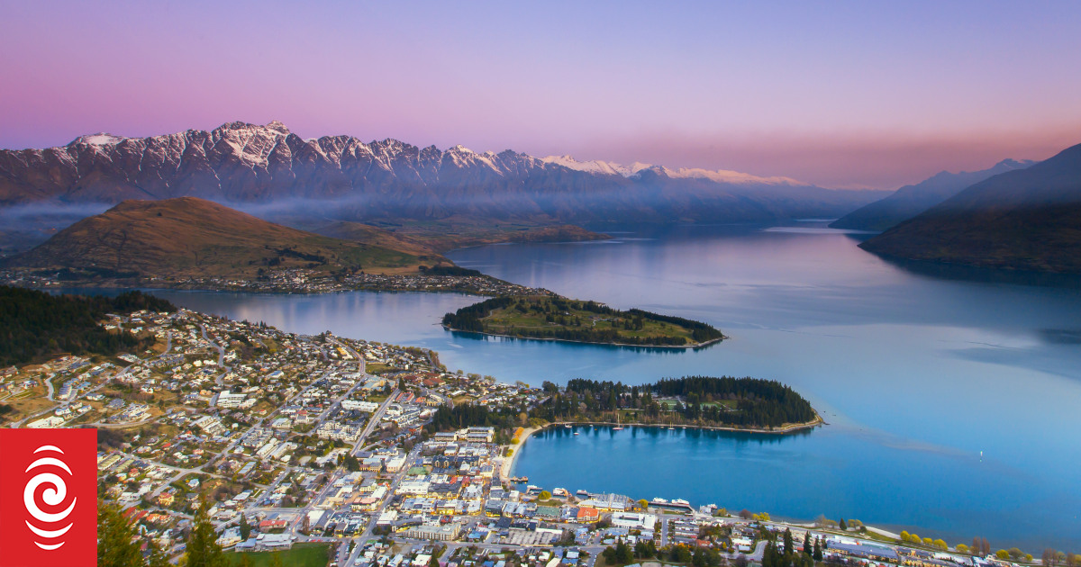 Queenstown residents decry housing boost without infrastructure RNZ News