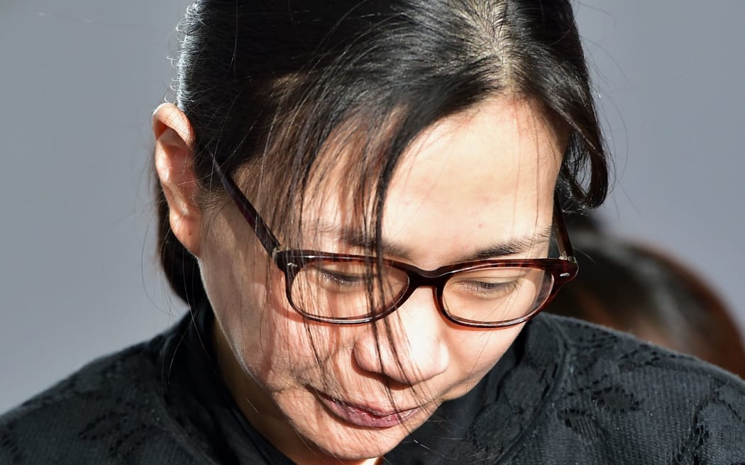 Heather Cho, who was jailed for an outburst over macadamia nuts, has been freed after winning a court appeal.