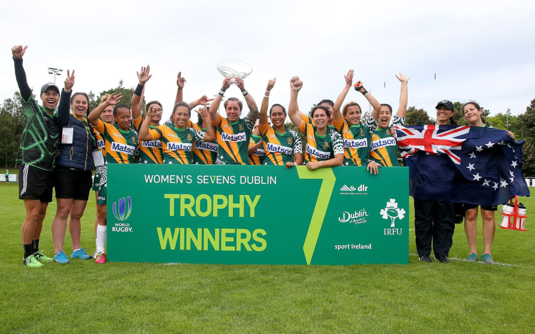 Cook Islands celebrate winning the Challenge Trophy at the Dublin Sevens.