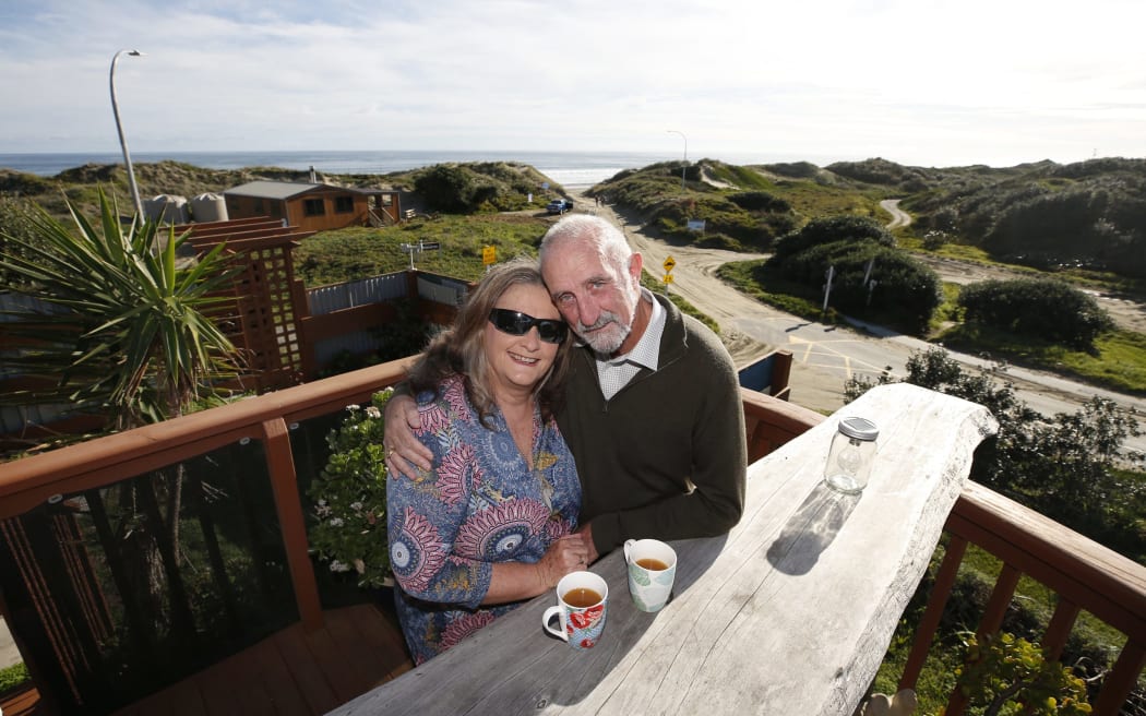 John Carter and his wife Leoni at home at Waipapakauri, Ninety Mile Beach - Te Oneroa-a-Tōhe.