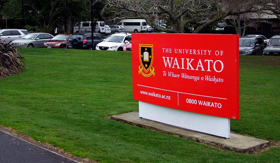 Waikato University sign