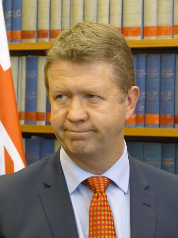David Cunliffe has called for new whips to be elected on Tuesday.