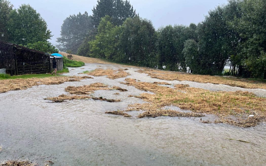 Flooding in Nixon Rd, Taupaki in Auckland
