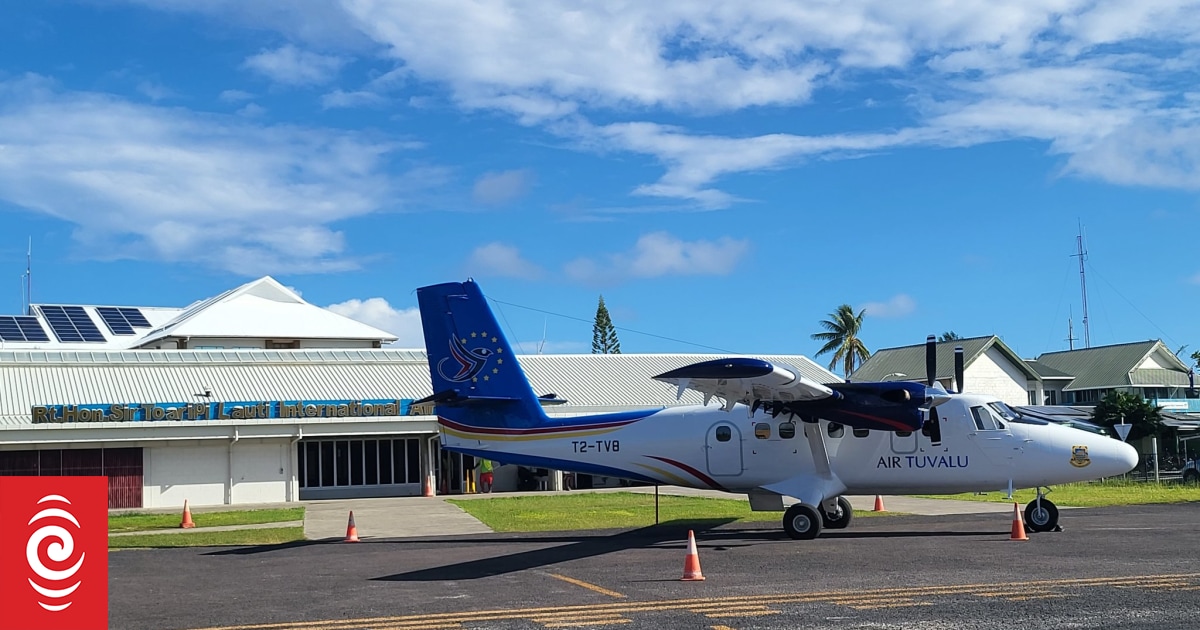 Air Tuvalu aircraft arrives - Vimarsana News