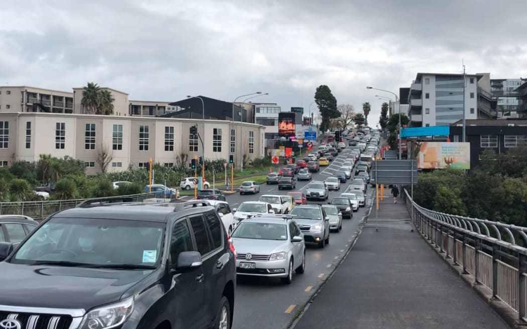 Traffic backed up on Newton Road as Auckland returned to alert level 3.