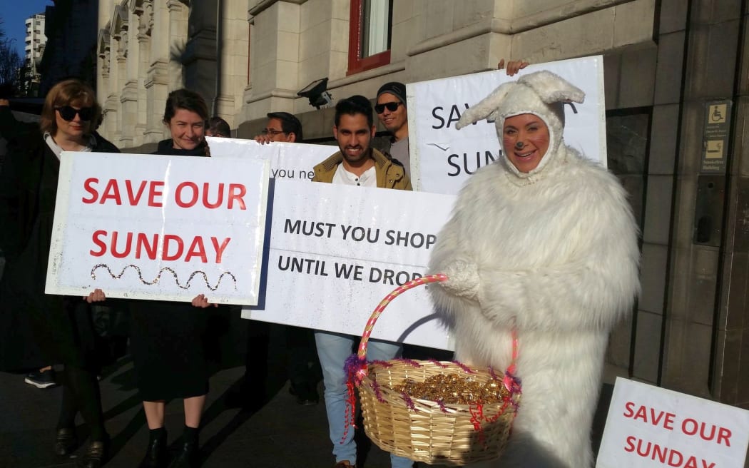 First Union members - and a giant Easter bunny - picket Auckland Councillors before their meeting on Easter Sunday trading.