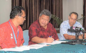 Director General of Health Leausa Dr Take Naseri (middle) with two senior doctors involved in the preparations and awareness of measles in Samoa.
