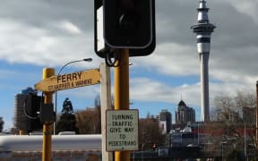 How do Auckland's traffic lights work?