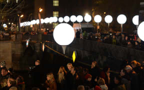 The celebrations were opened by the Mayor of Berlin, Klaus Wowereit where 8000 illuminated balloons were placed along 15km of the former Wall.