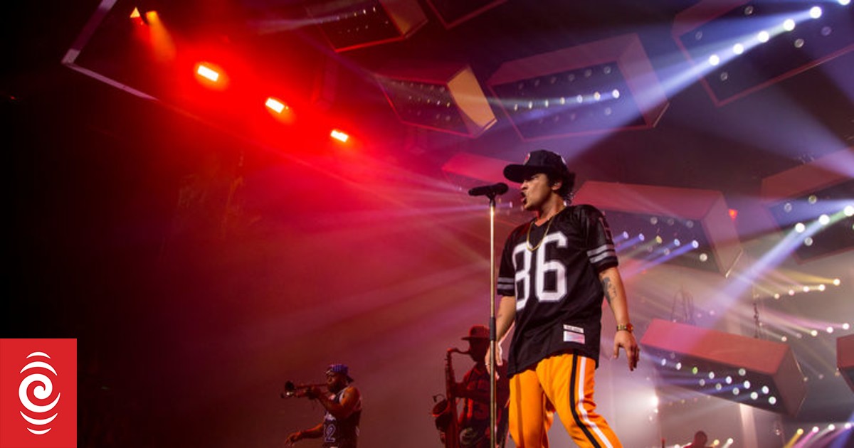 Ticket scammers strike again | RNZ