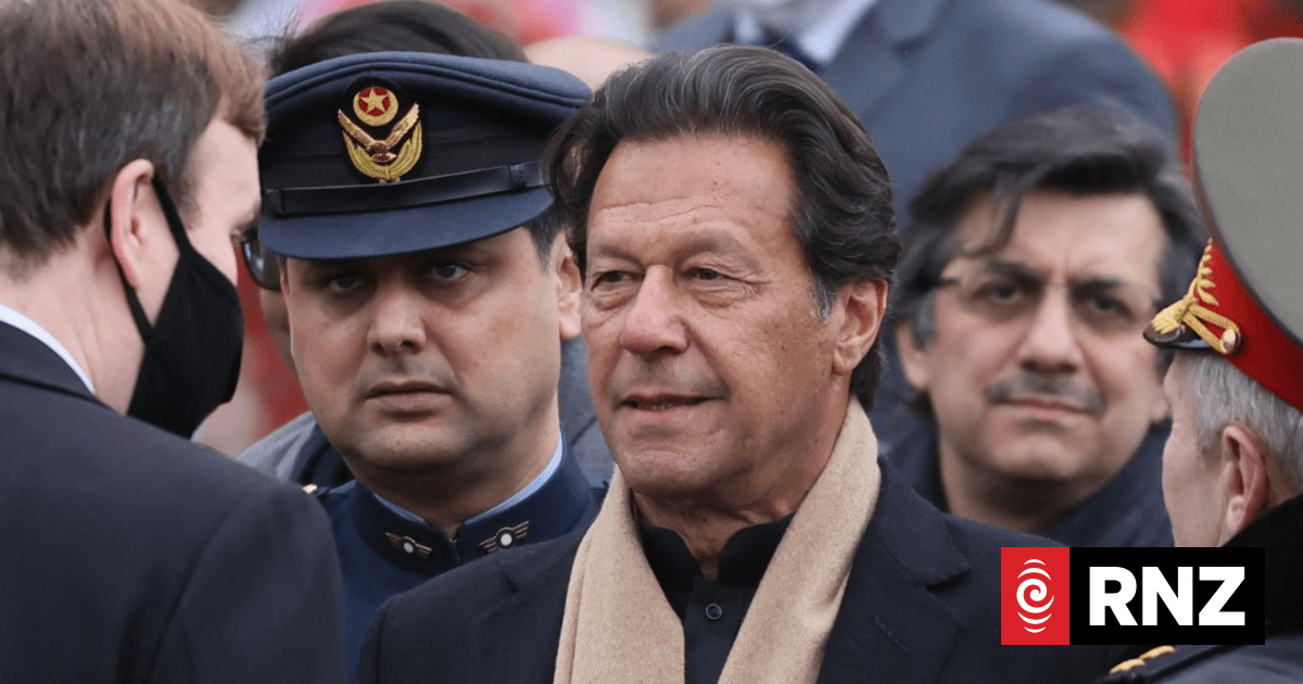 Imran Khan: Pakistan's Supreme Court rules arrest was illegal - Vimarsana News