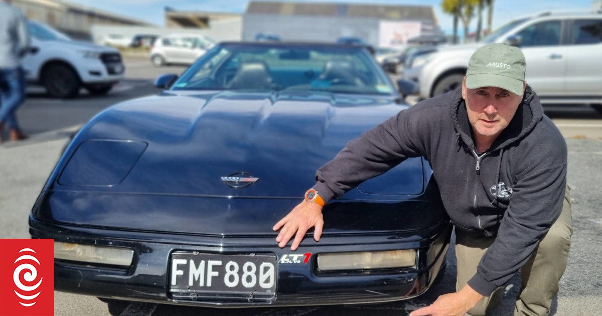 New Plymouth councillor complains cycle lane separation barriers will ruin his sports car - Vimarsana News