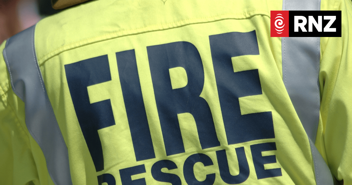 Crews battle large bushfire in the Barkly region, Northern Territory - Vimarsana News