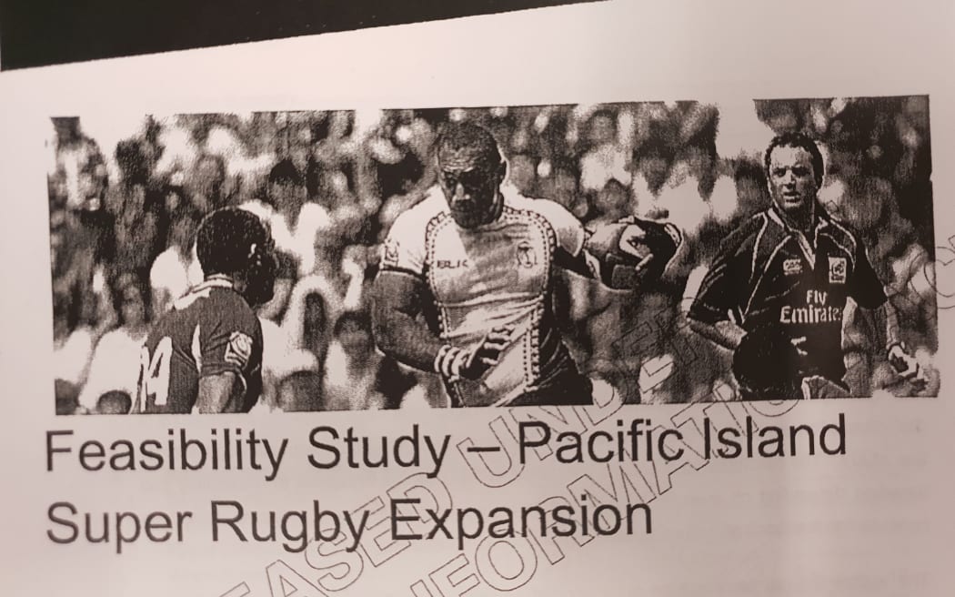 The feasibility study into a Pacific based Super Rugby team says a feeder team should be part of New Zealand's domestic competition.