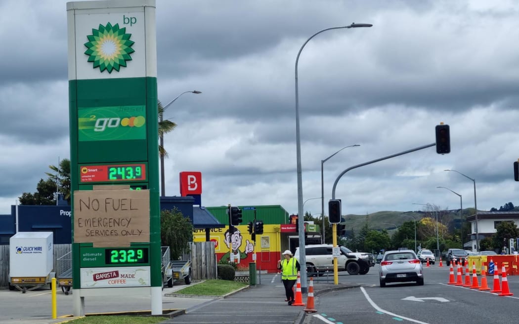 Fuel is in short supply in Hawke's Bay. Image of a BP petrol station with a sign that says NO FUEL Emergency Services only