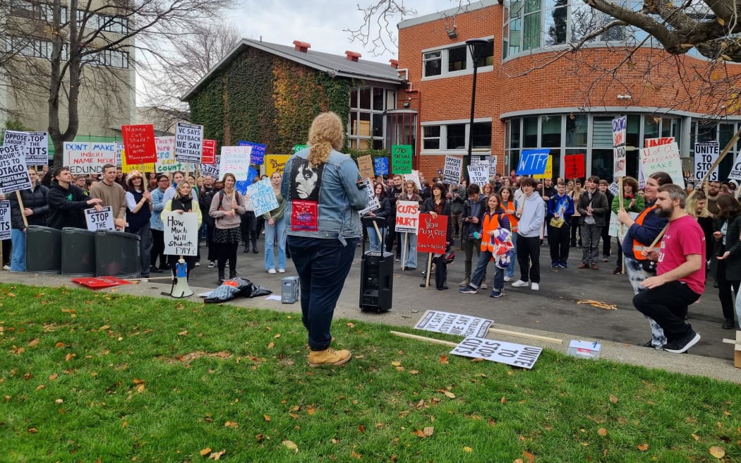 Job cuts protest at Otago University