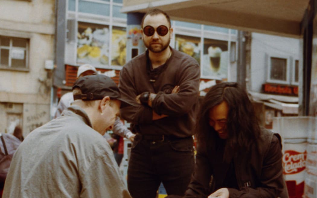 The Sampler Unknown Mortal Orchestra, Caroline Polachek, Surf Friends