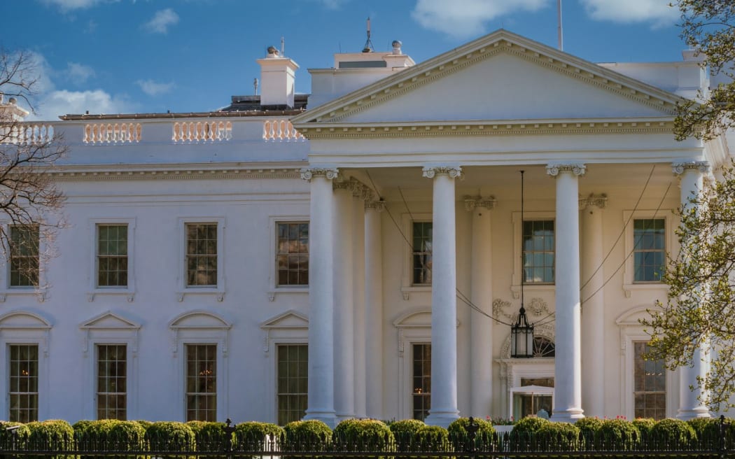 Driver Detained After Truck Crashes Into Barriers Near White House ...