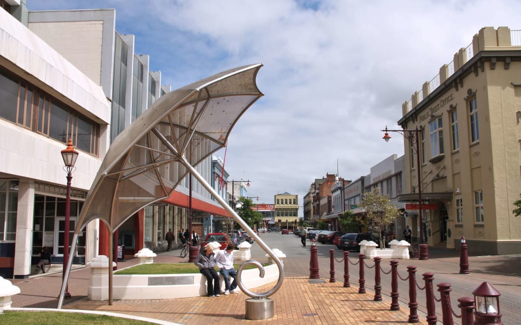 Southland council to start removing black mould from chambers RNZ News