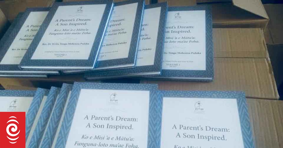 Tongan artist releases new bilingual book | RNZ News