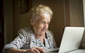 old woman laptop
