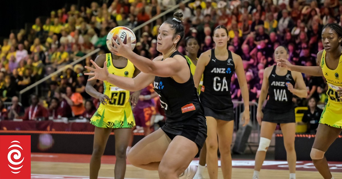 Silver Ferns shooters pay price for fitness failures - Vimarsana News