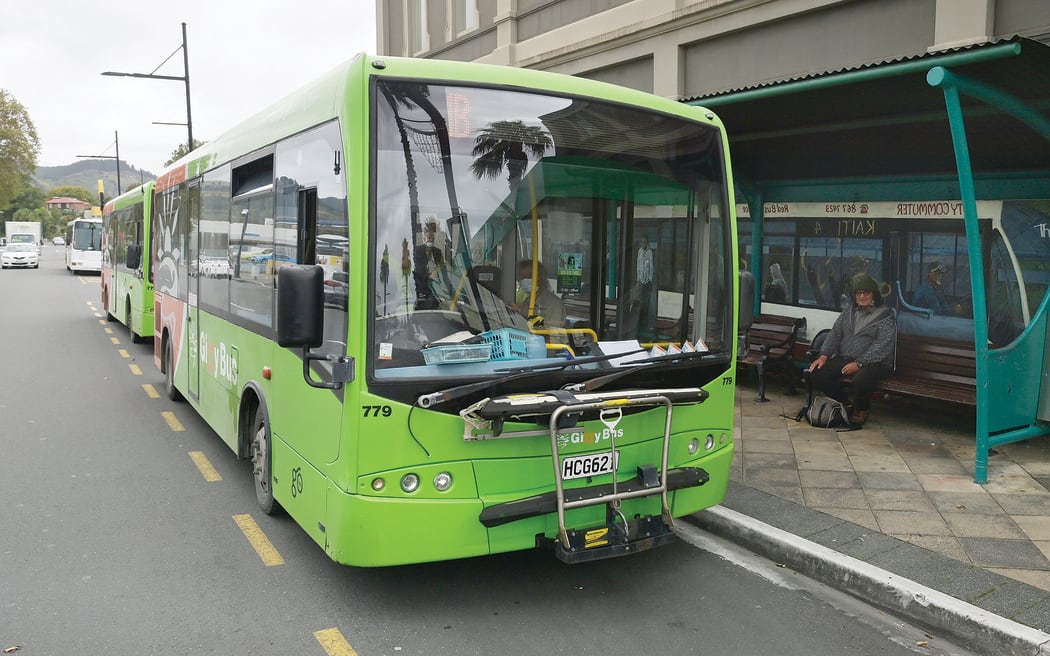 A Gisborne bus, operated by Go Bus, at the Bright Street bus stop.