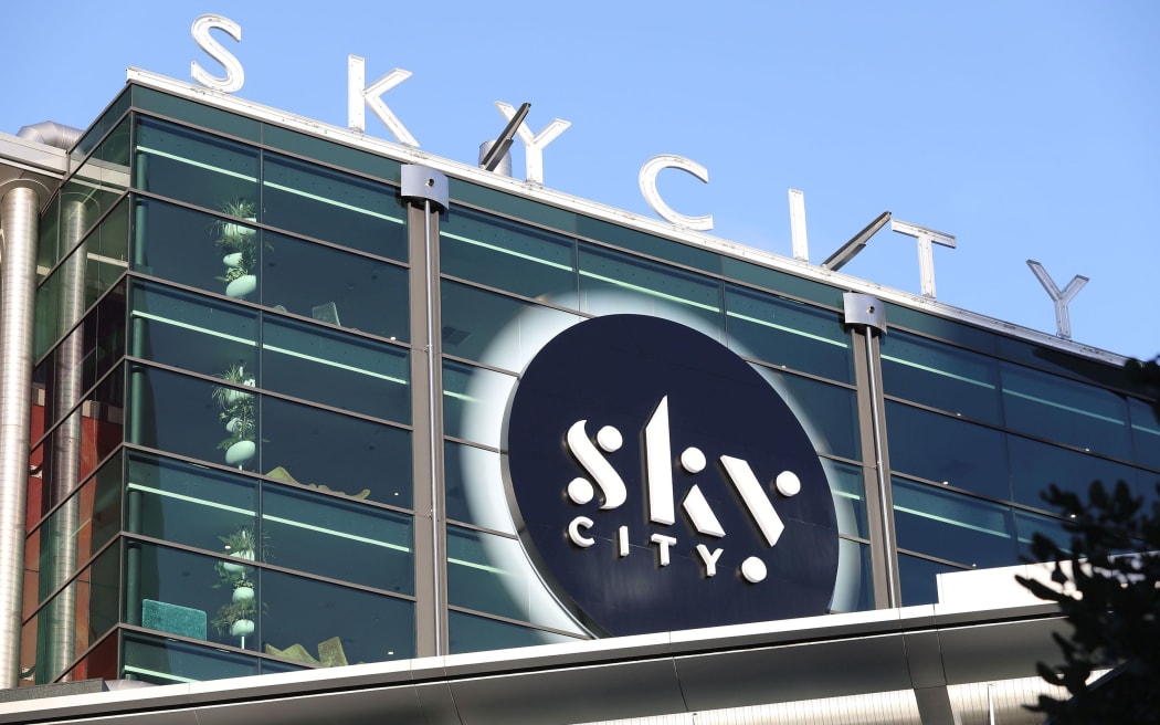 SkyCity's $220m car park deal in danger of collapse | RNZ News