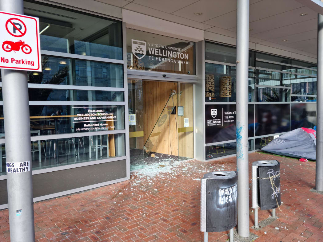 Someone smashed the window at Victoria University yelling "you f***ed with the wrong people".