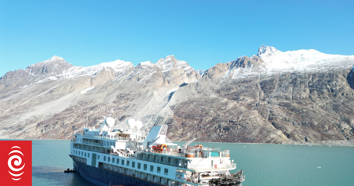 New Zealanders among those stranded on stricken cruise ship in Greenland - Vimarsana News