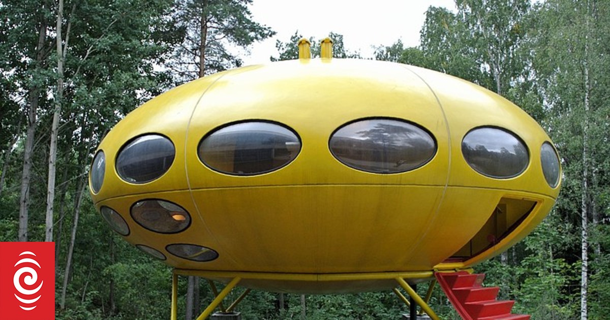 Rare 'spaceship house' for sale RNZ