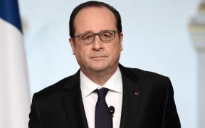 French President Francois Hollande has dropped plans to strip militants convicted of terror attacks of their French nationality.