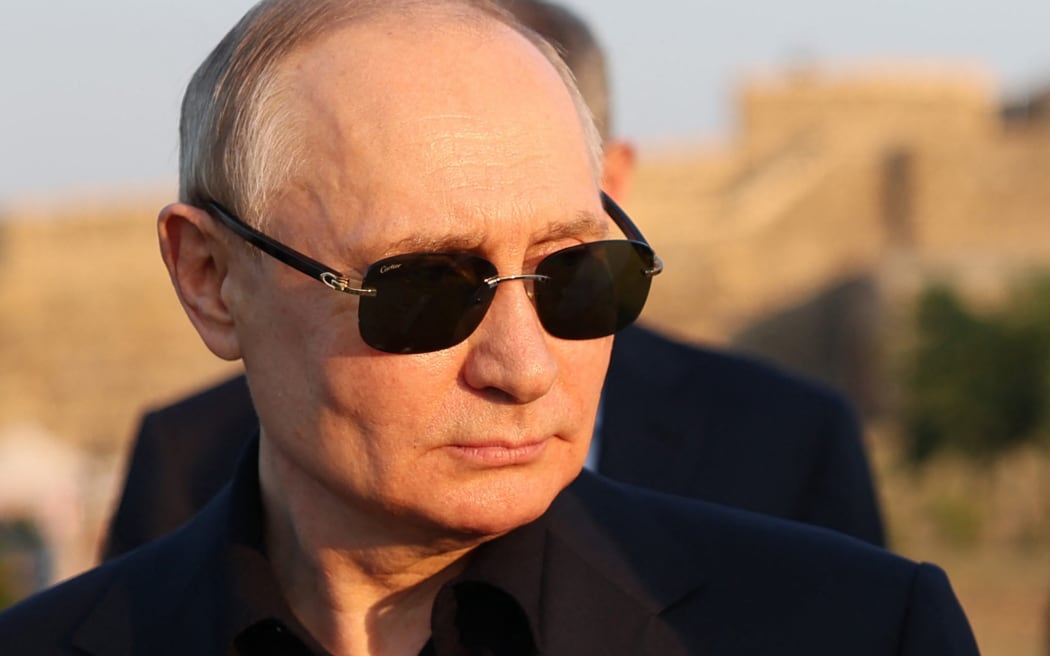 Vladimir Putin Faced An Unprecedented Challenge To His Authority What Could His Eventual End