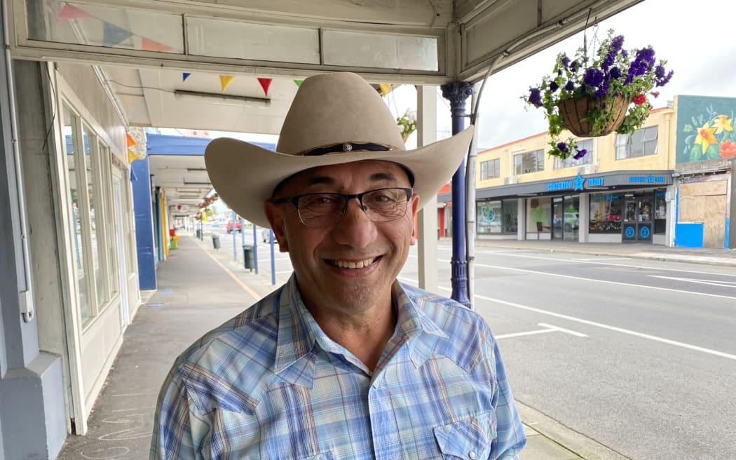 Carterton District Council Mayor Ron Mark said nobody was irreplaceable.