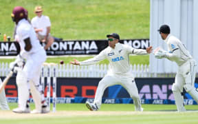 Ross Taylor at first slip drops a chance to dismiss Jermaine Blackwood.
