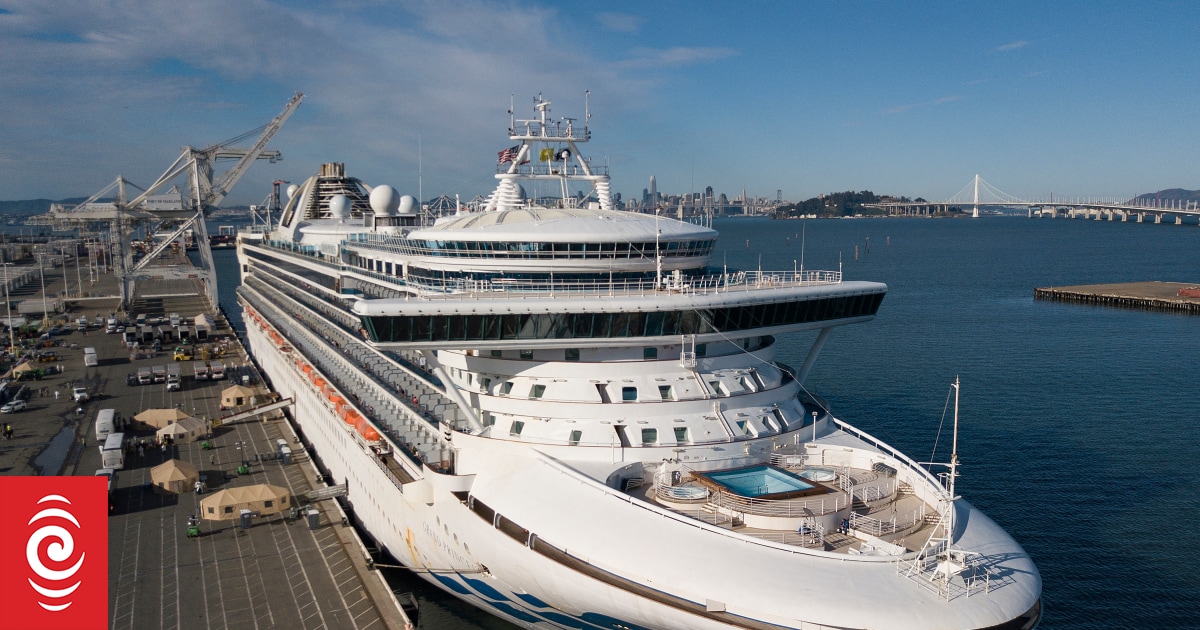 Grand Princess cruise ship with Covid-19, gastro outbreaks on board docks in Adelaide - Vimarsana News