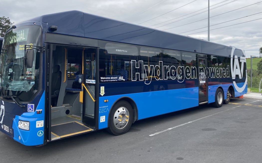 Auckland Transport is using New Zealand's only hydrogen powered bus to trial operational performance and see how operating costs compare to diesel and electric buses of similar configurations.