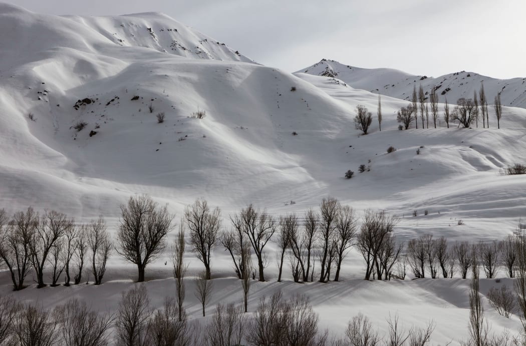 Iran Climbers die in blizzards and avalanche RNZ News