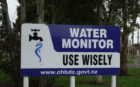 Water monitoring sign