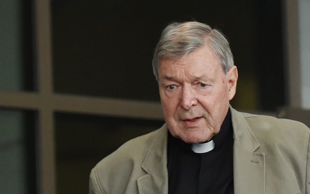 Cardinal George Pell leaves the Victorian Magistrates Court in Melbourne on March 5, 2018. - Cardinal George Pell's barrister accused police of failing to follow proper procedures as a crucial hearing opened on March 5 to determine if the top Pope Francis adviser will stand trial on historical sexual offence charges.