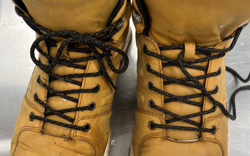 The man's shoes