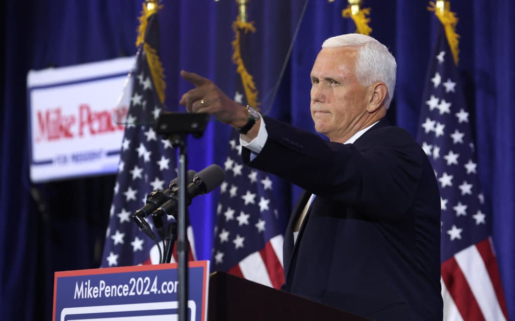 Mike Pence critica a Donald Trump en el lanzamiento de la campaña presidencial de 2024