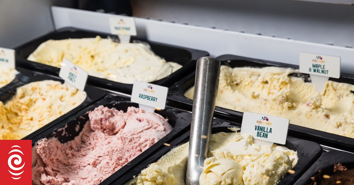 Hawkes Bay icecream goldfish being given a new home! RNZ