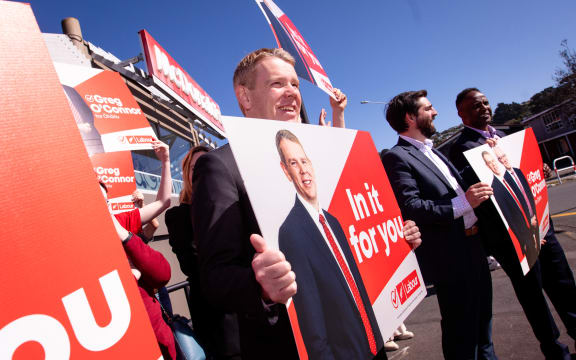 Prime Minister Chris Hipkins joins supporters in Johnsonville