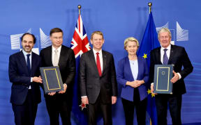 Prime Minister Chris Hipkins, European Commission President Ursula von der Leyen and Trade Minister Damien O'Connor in Brussels, after New Zealand and the European Union signed a Free Trade Agreement.